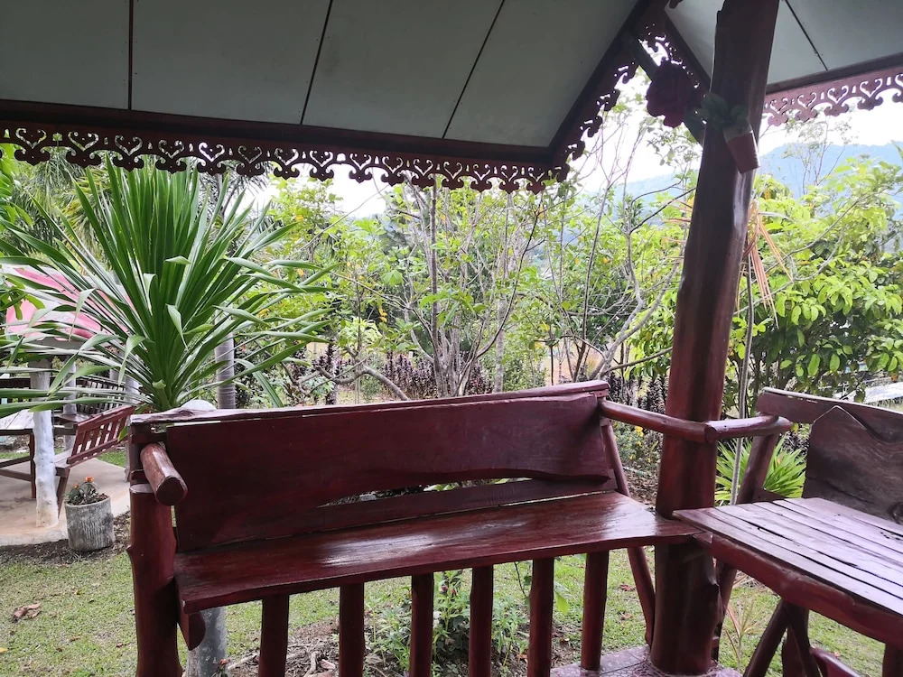 Baan Sampeenong