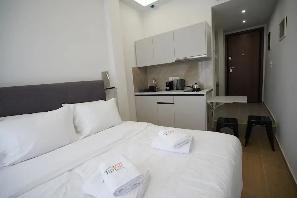 TiP - ToP Suites
