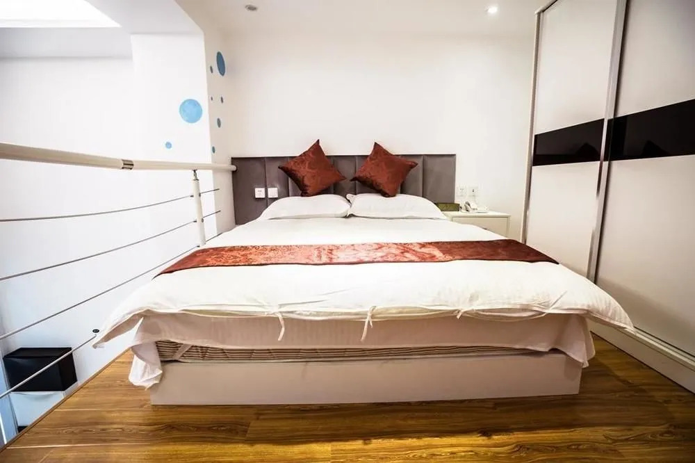 U Me Apartment