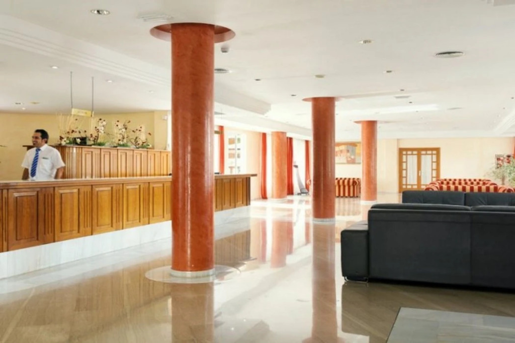 Tropicana Hotel
