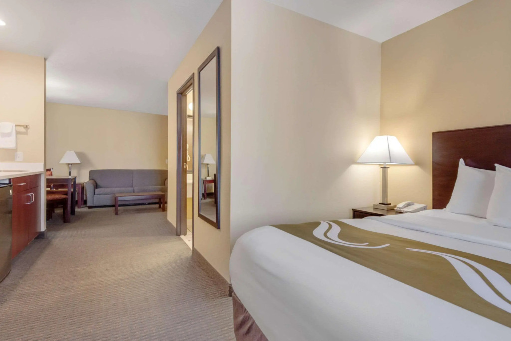 Quality Inn & Suites Lincoln North