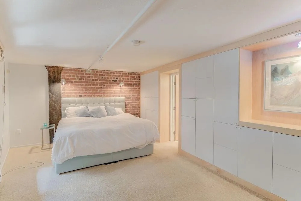 Spear Street Unit #122 - 2 Br Condo