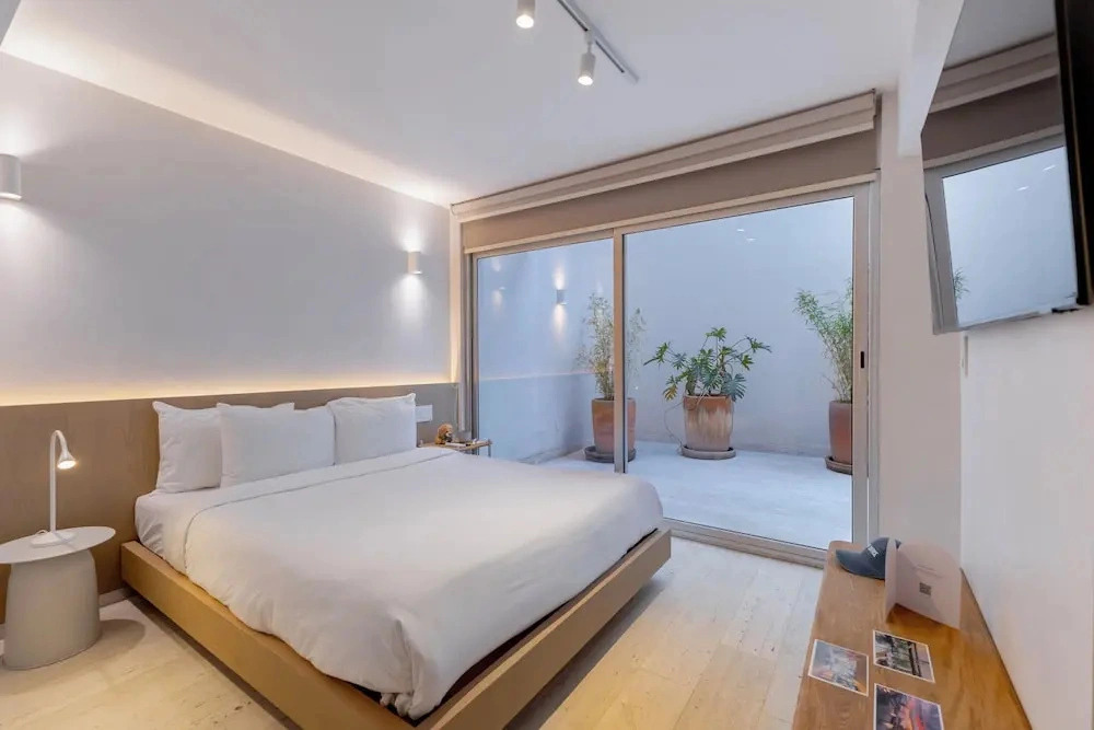 Casa Hugo by Capitalia
