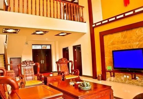 Yifeicui Villa Hotel - Tengchong