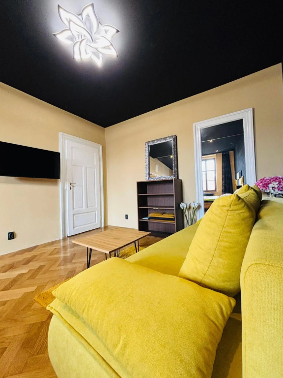 Historical 150 m2 Wenceslas square apartment