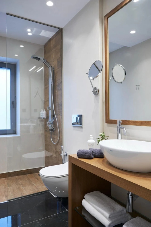 Beachfront Alassa Villas w Private Pools Complex