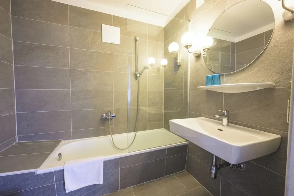 ROJ Rooms & Suites