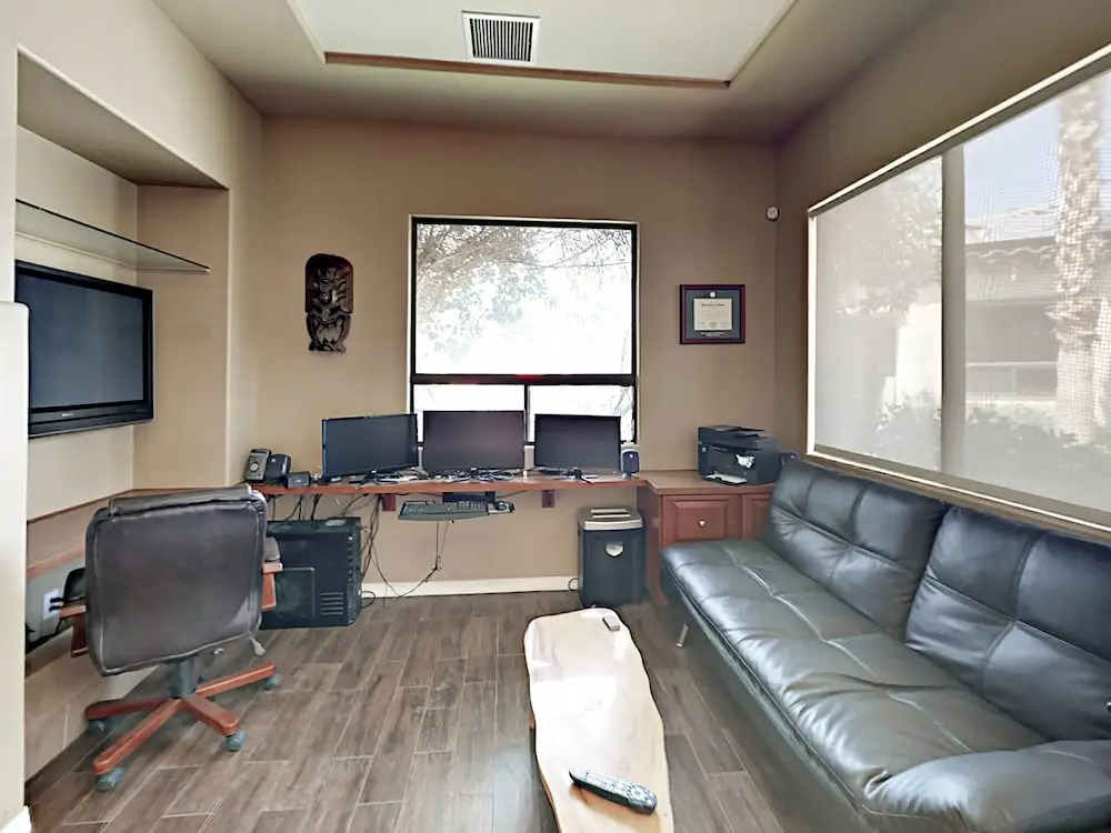 48603 Renewal St Home 4 Bedrooms 3.5 Bathrooms Home