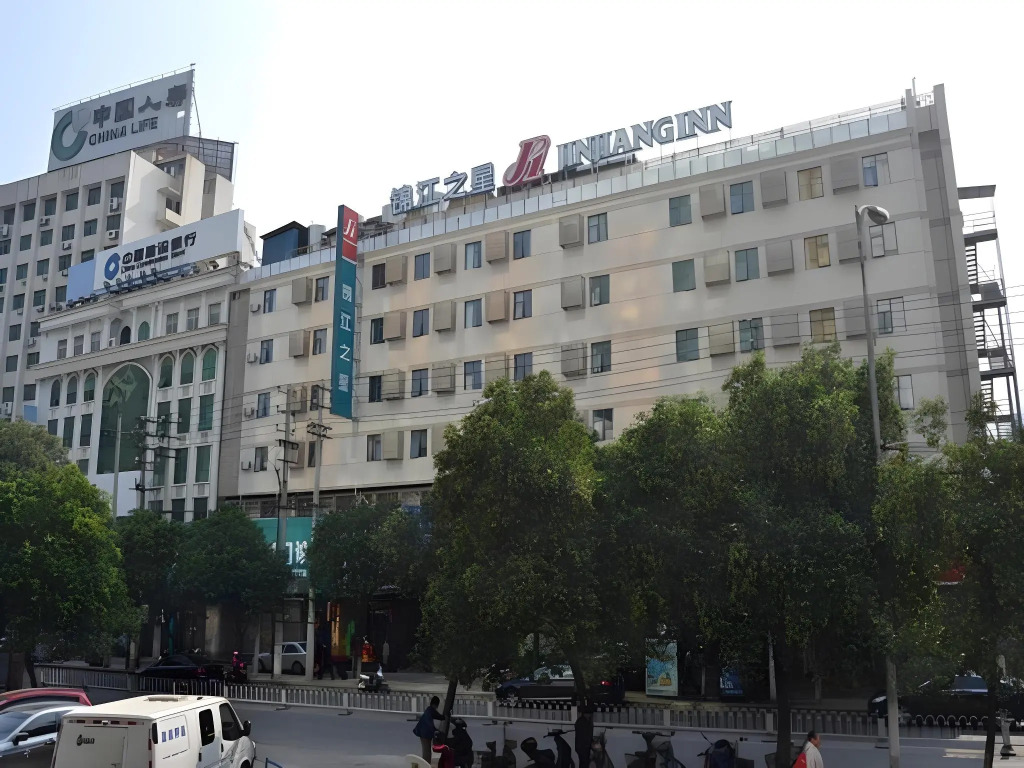 Jinjiang Inn Nanchang Bayi Square Yongshu Road