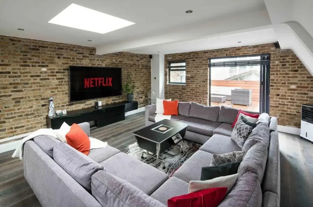 Luxury Penthouse Located Near Old Street