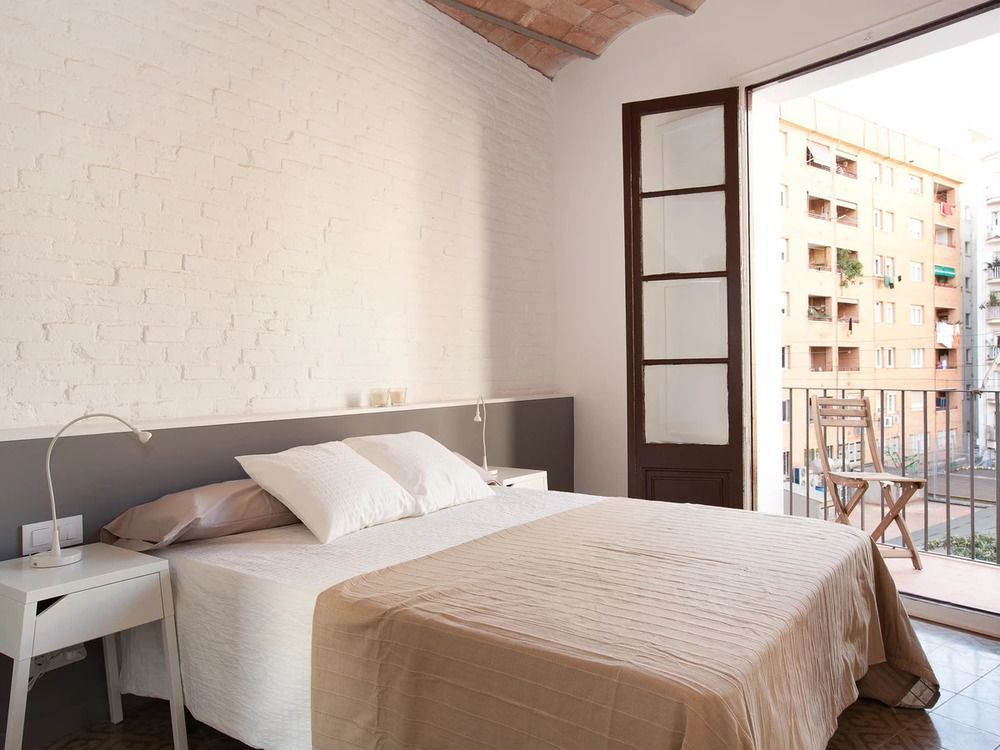 Modernist Flat - Sagrada Familia