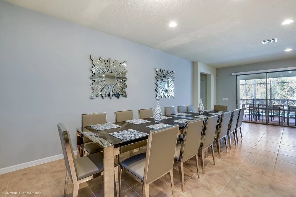 Gorgeous 8br/5ba Windsor at Westside Resort Pool Villa Mins to Disney 1662la