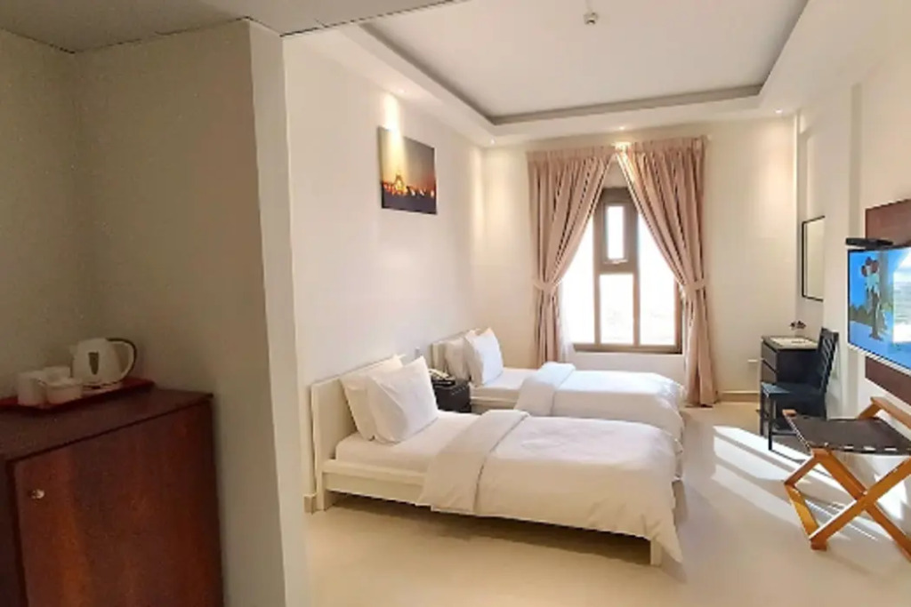 Safari House Hotel
