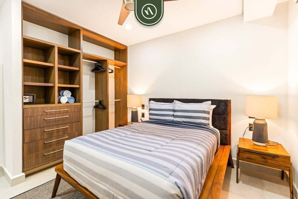 Amazing 2BR Condo in Romantic Zone - Rooftop Pool