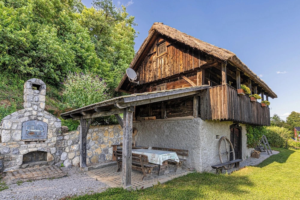 Vineyard Cottage Škatlar 1
