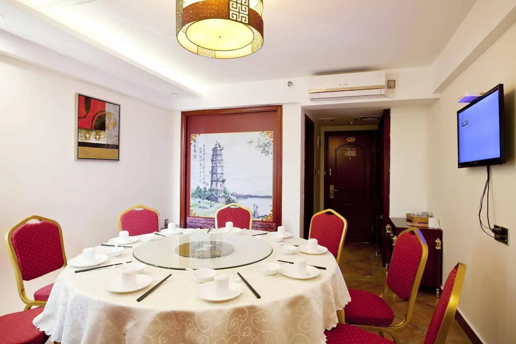 Jiaduoli Hotel