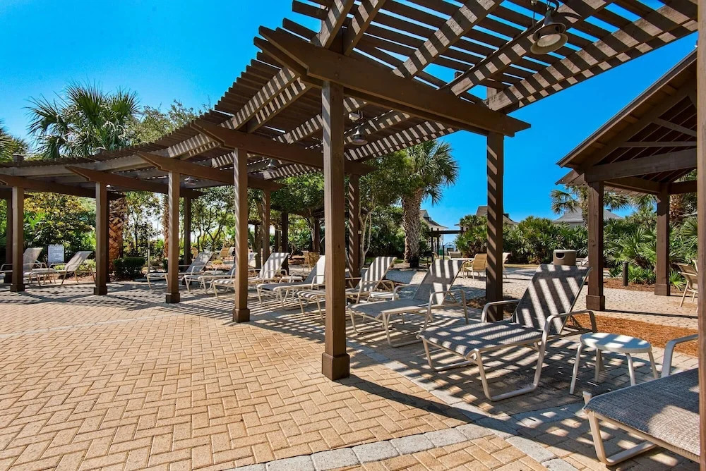 Beach Resort 310