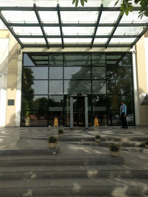Lemon Tree Premier City Center