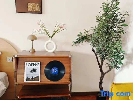 Nanning Yuanye Qu River View Homestay