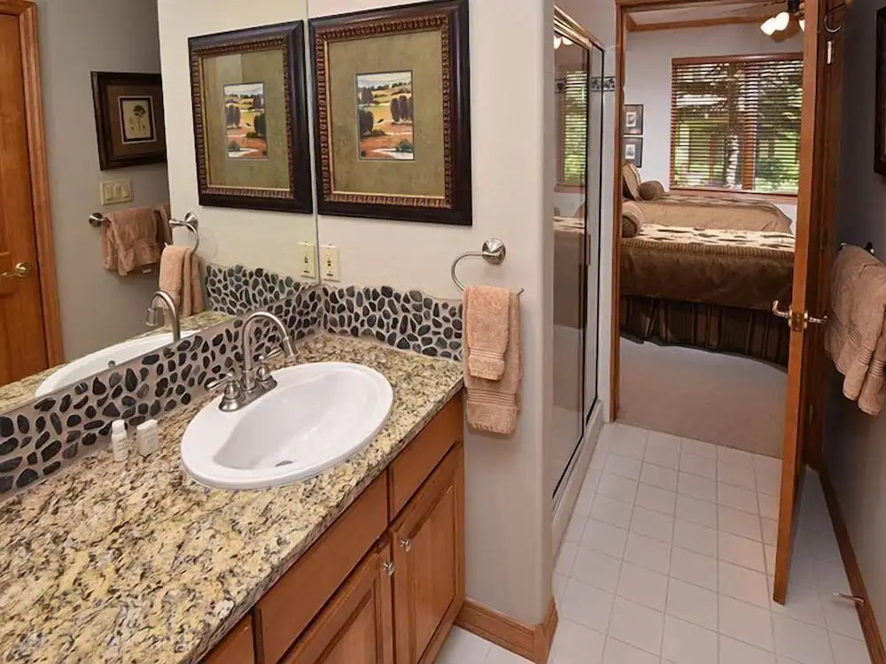 Arrowhead Village Condo - 104 Aspenwood Lodge