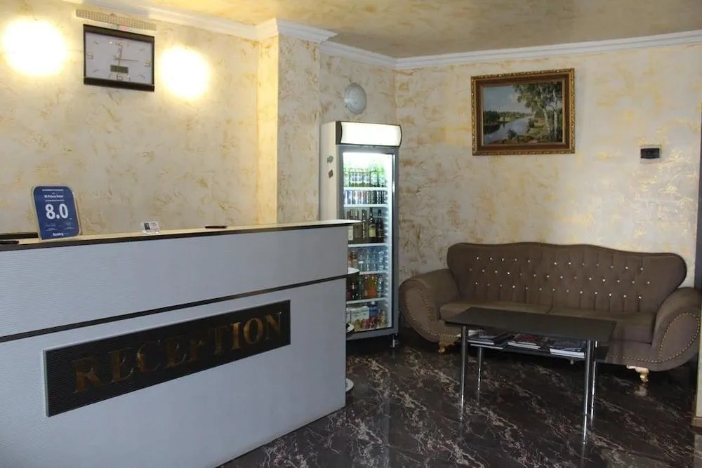 Отель M-Palace