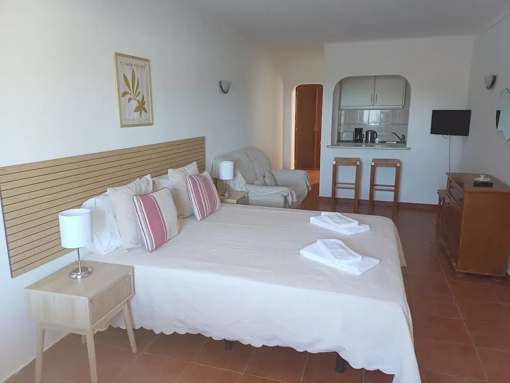 Apartamentos Salema Praia Club