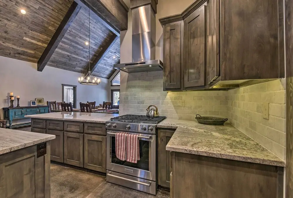 Custom Angel Fire Home: Views, Hot Tub & Fire Pit!