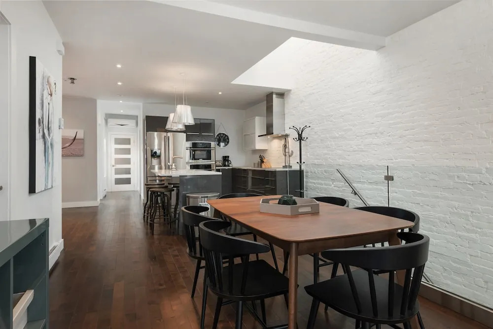 Brilliant 3BR in Plateau by HomeFeel