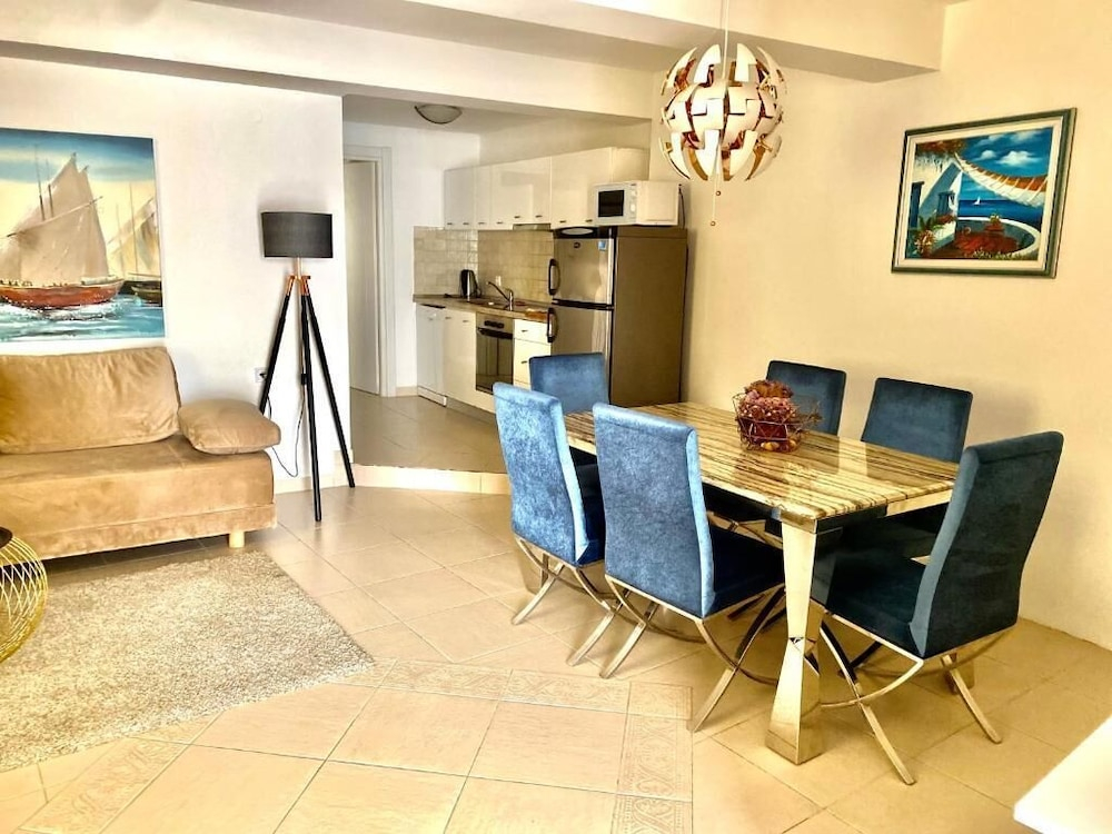 Villa de Blue2-Rooftop Pool & Jacuzzi