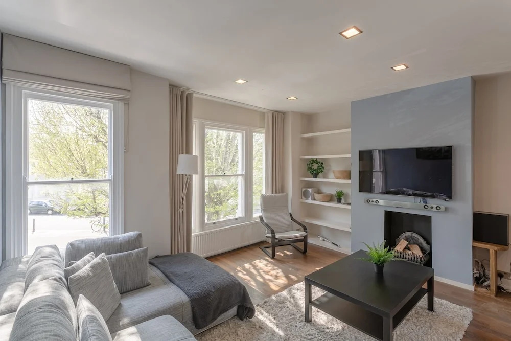 Stunning 2 Bedroom Terrace Flat in Fulham