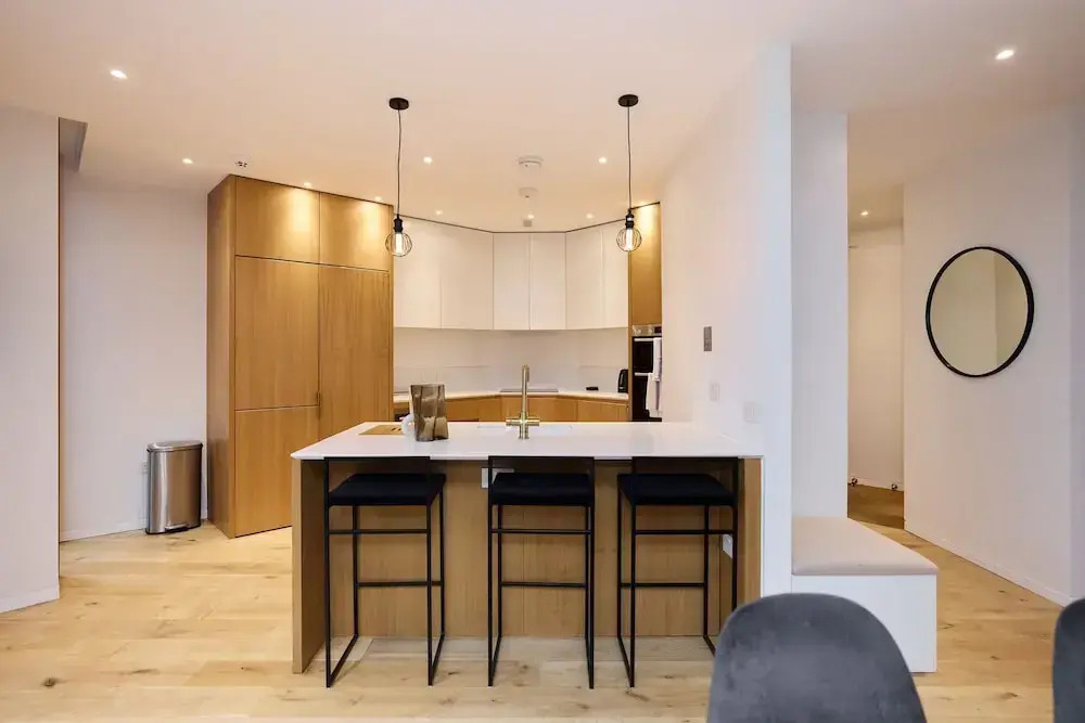 Mill Hill Mews Home with Garden