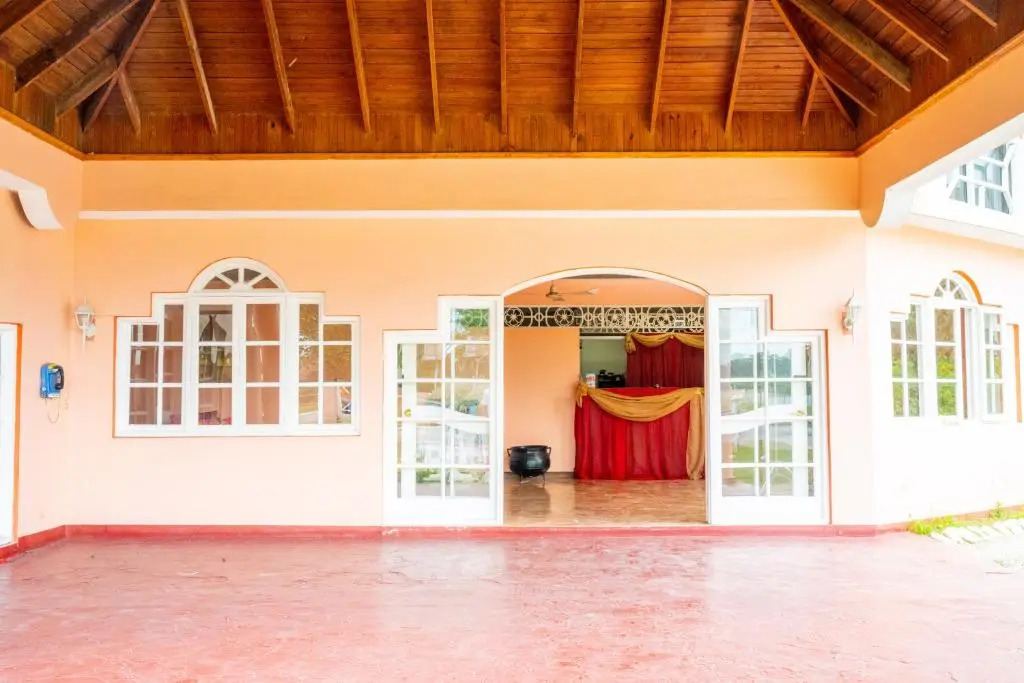 Beach House Villas Negril