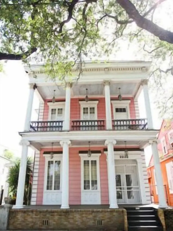 Esplanade Mansion