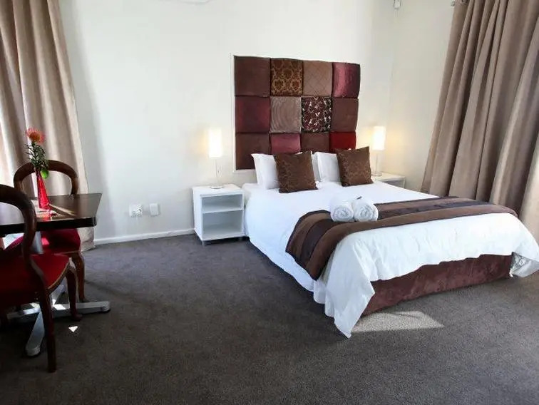 Rustenbosch Guesthouse