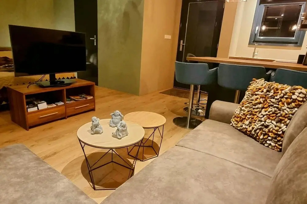 Nieuw Vrijstaand Appartement, Dichtbij Amsterdam
