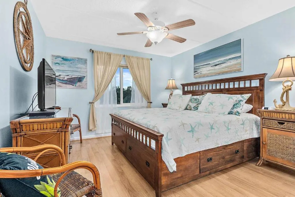 Unit 8115 - Ocean & Racquet Club