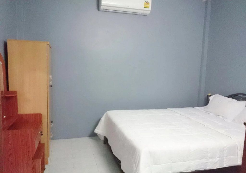 PS 35 Apartment