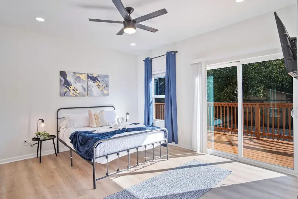 Perfect Spot to Relax 4br/3ba Near Dtown Hemisfair