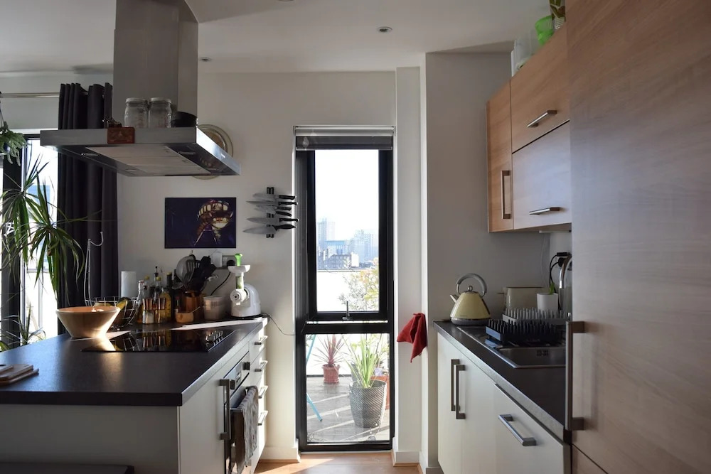 1 Bedroom Apartment Near Canary Wharf