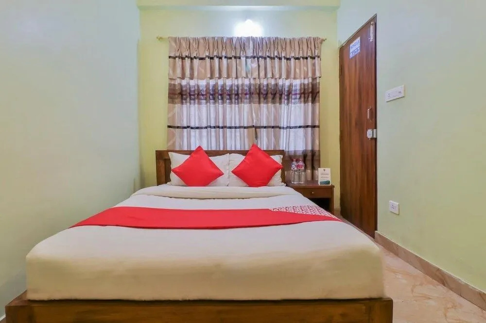 Oyo 748 Hotel Blue Himalayan