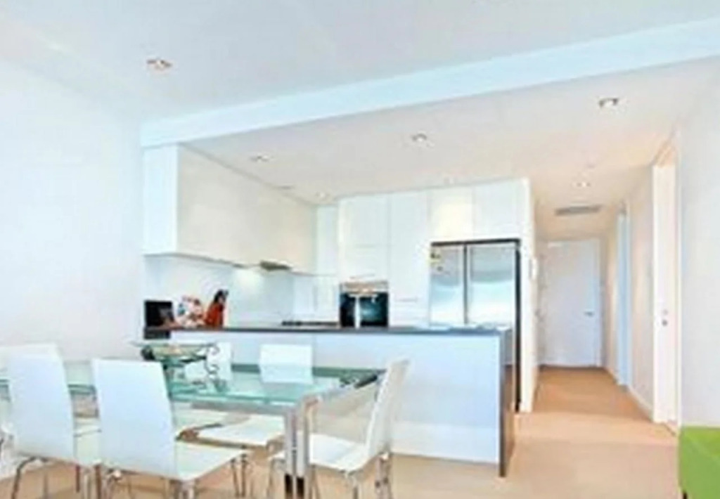 Breeze Apartments