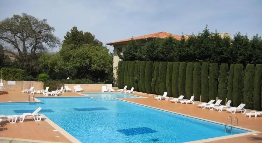 St Tropez Studio