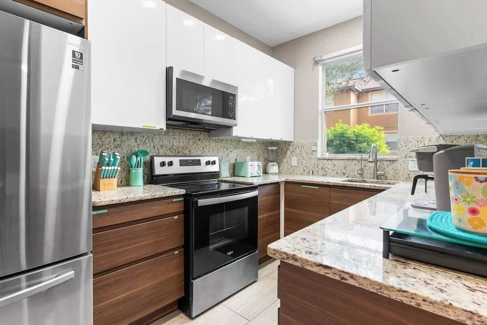Time of Your Life Townhouse 4bd 3bth Amenities