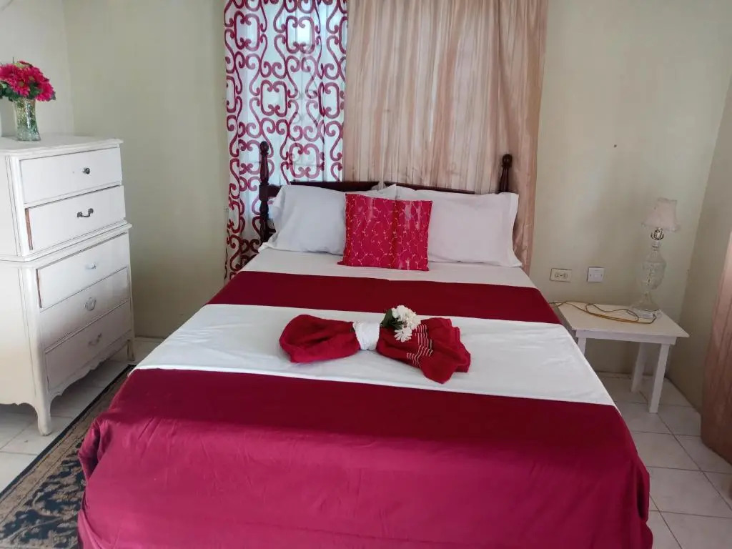 Royal Villa 360
