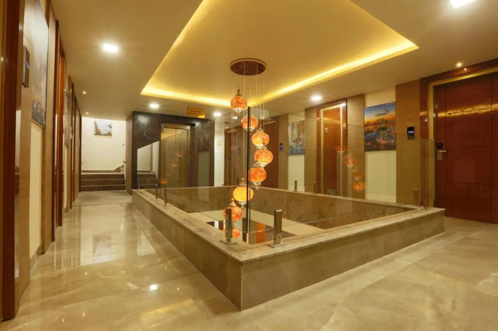 Hotel Omega - Gurgaon Central