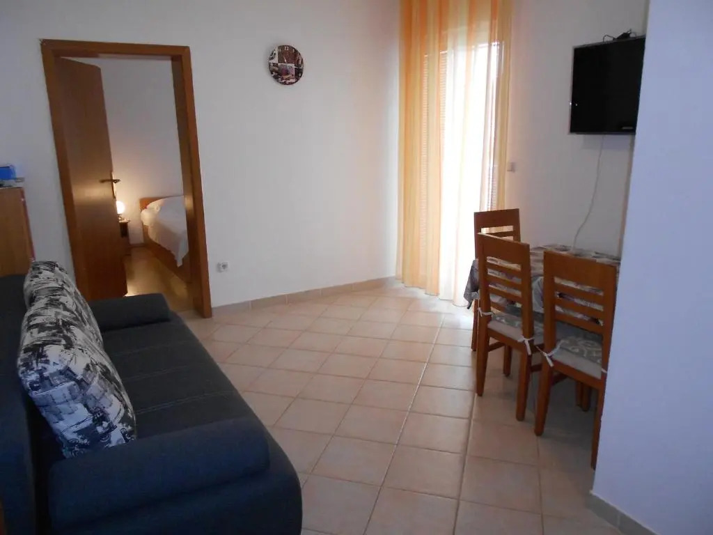 Apartments Burazer