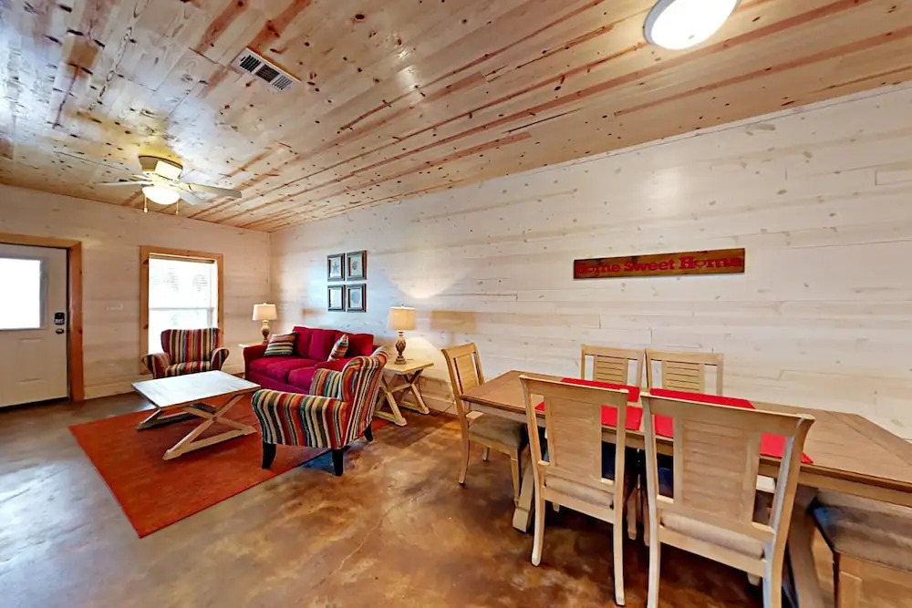 The Commons #402 - Three Bedroom Townhome