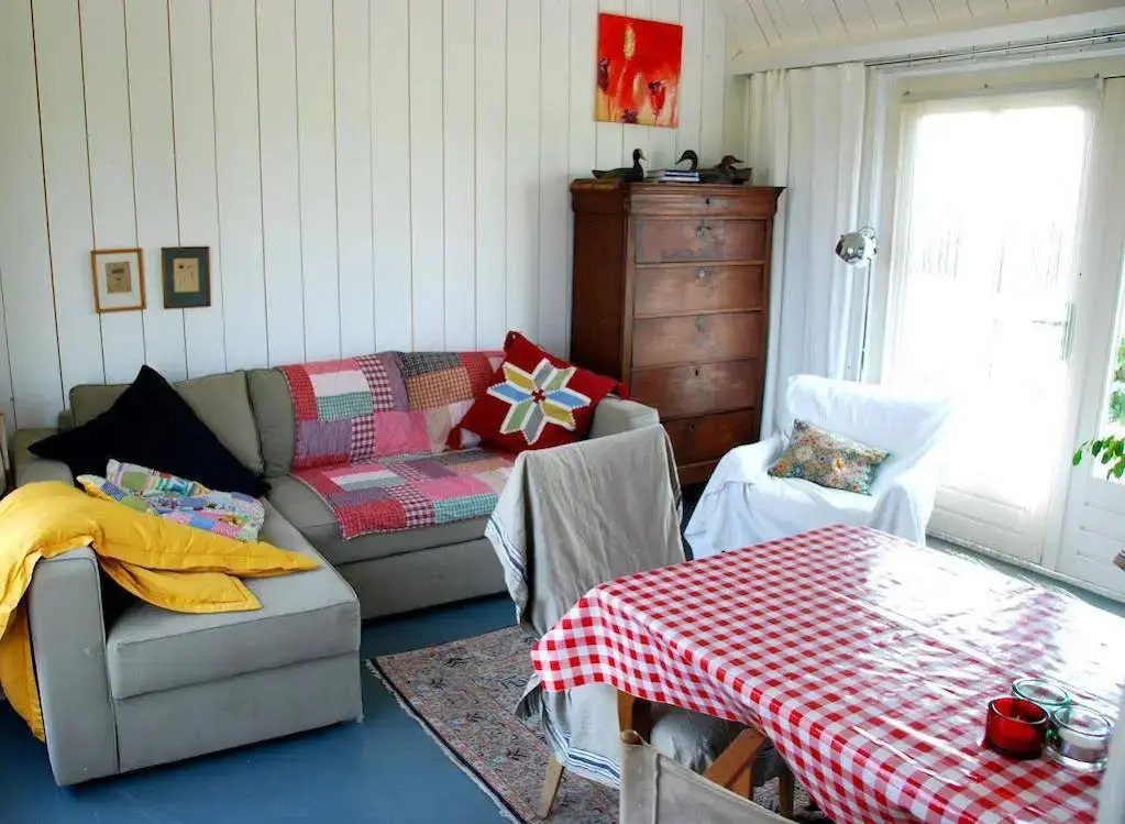 Bed In Waterland