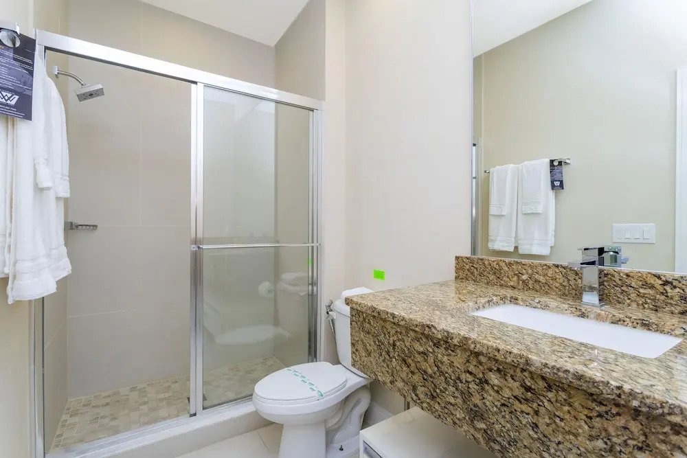 Stunning 4Bd Close to Disney @ Magic Village 7614