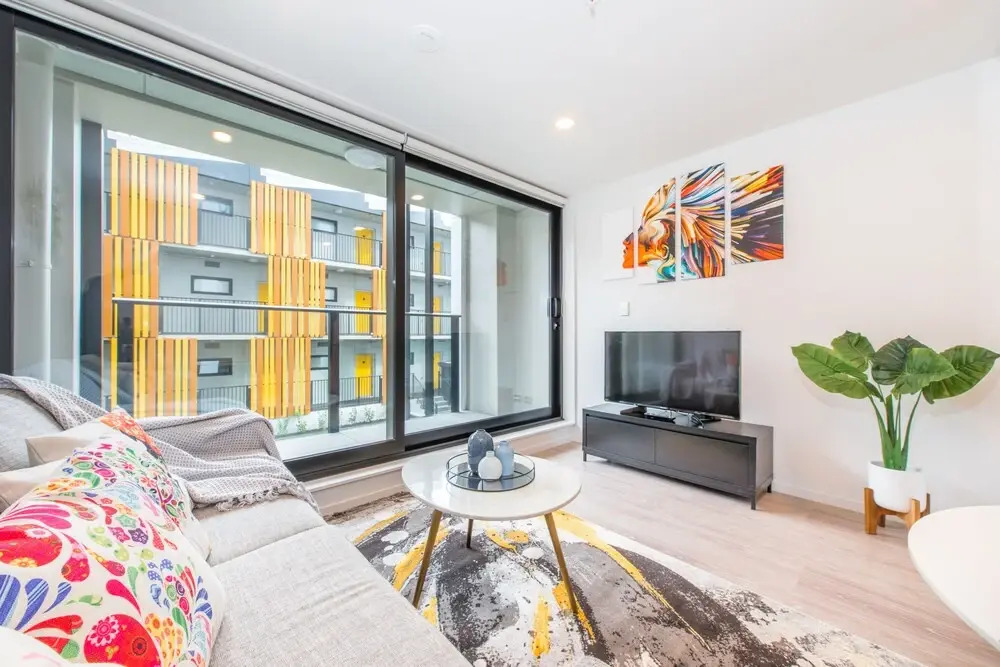 Ehome - Brand New Designed & Stunning Apartment In CBD